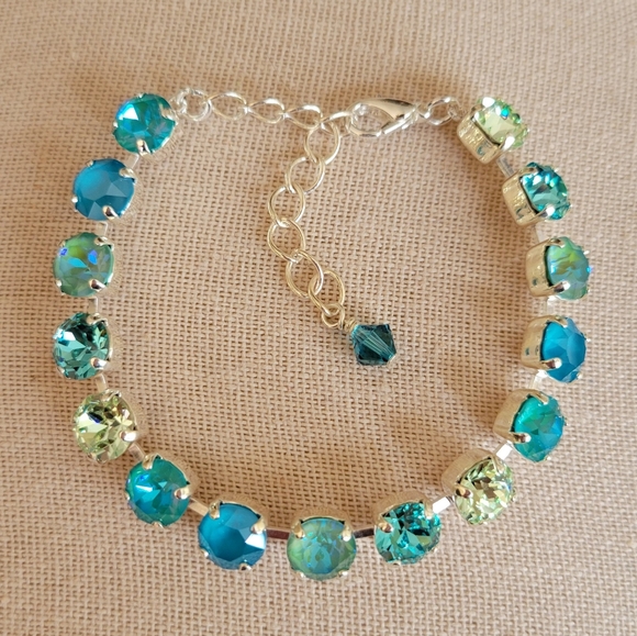 Austrian Crystal Tennis Bracelet - Picture 4 of 7